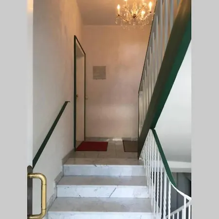 Mit Seezugang Am Apartamento Worthsee